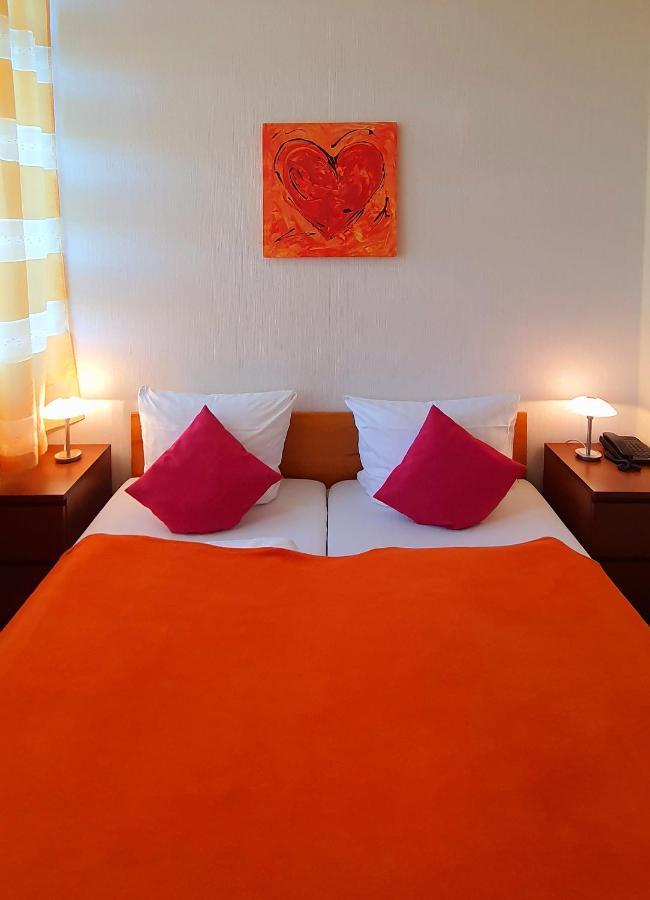 Hotel Deutscher Hof Мангейм Экстерьер фото